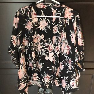 Aritzia (Talula) kimono